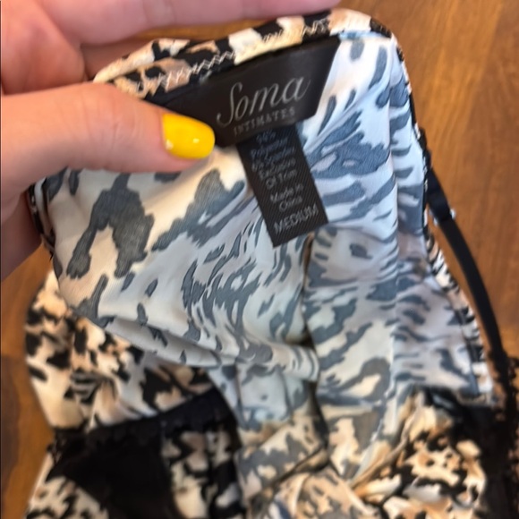 Women's Leopard Print Nightgown - Picture 3 of 3